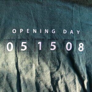 Apple Store Green Mens XL Extra Large T-Shirt Opening Day 05-15-08